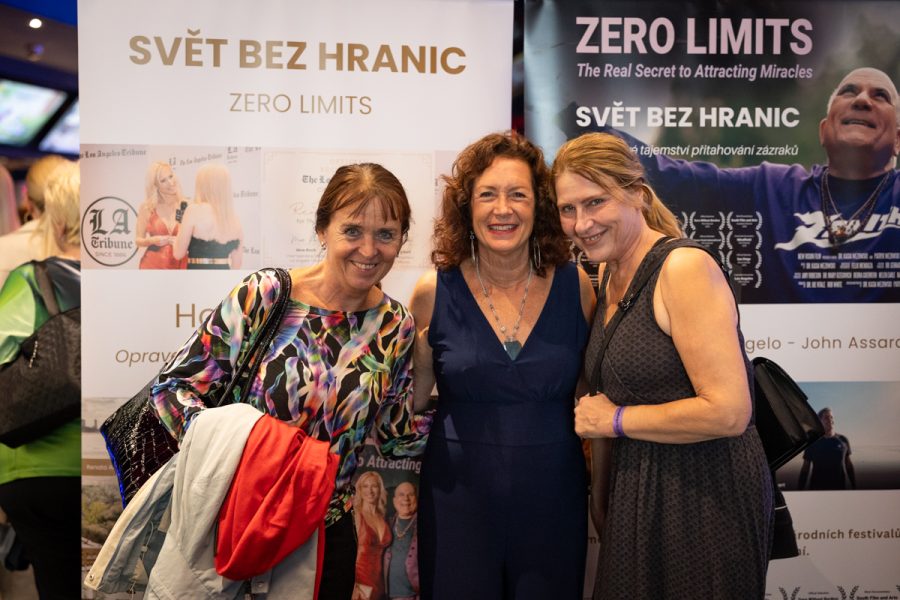 audiencewithbanner1jpg